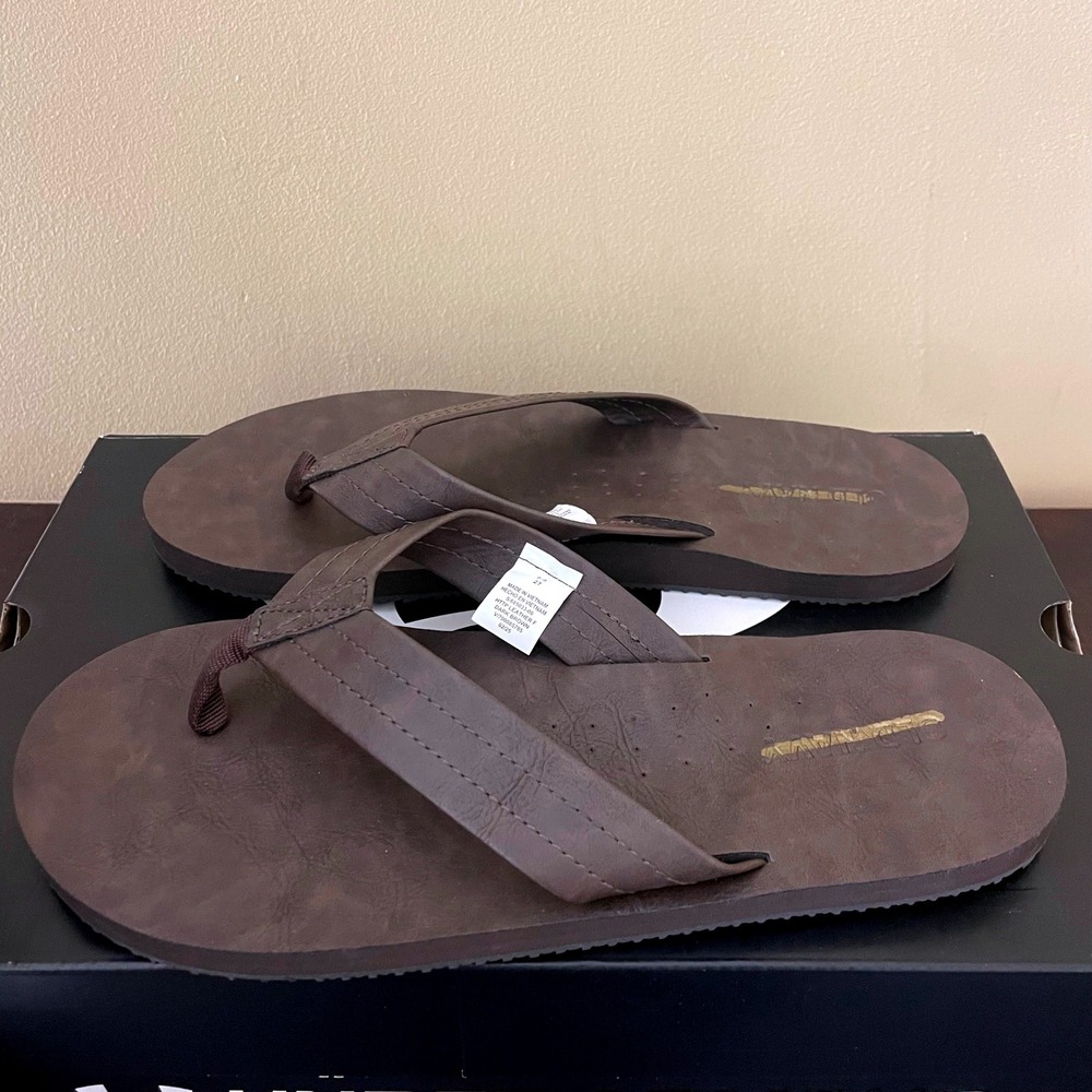 Old Navy Mens Faux Leather Flip Flops Dark Brown Thong Sandals Size 9 505033